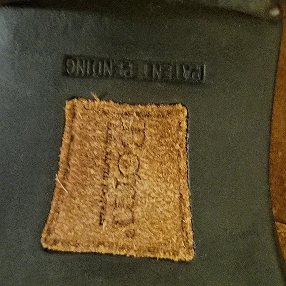 Born "Kerri" Distressed Suede Women's Bootie Brown Leather Shoes Size 7.5 - Picture 9 of 17